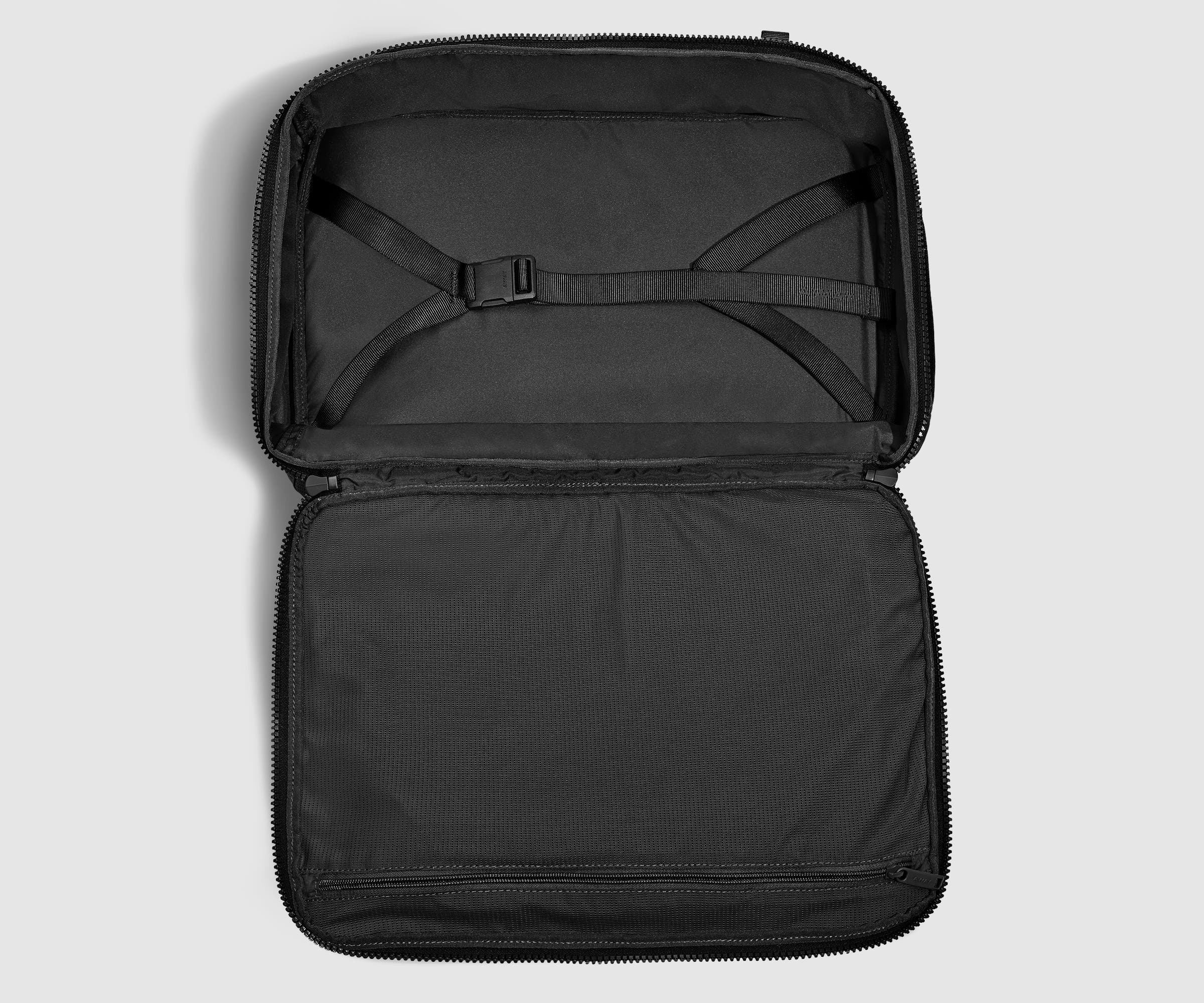Active Convertible Backpack 25L in Jet Black - Image 6