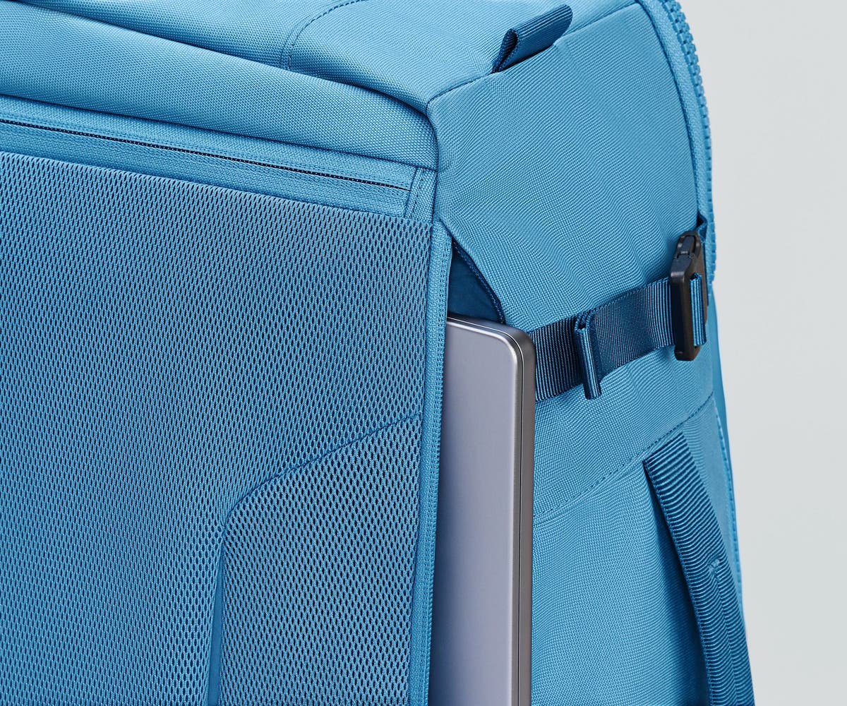 Active Convertible Backpack 45L in Vivid Blue - Image 4
