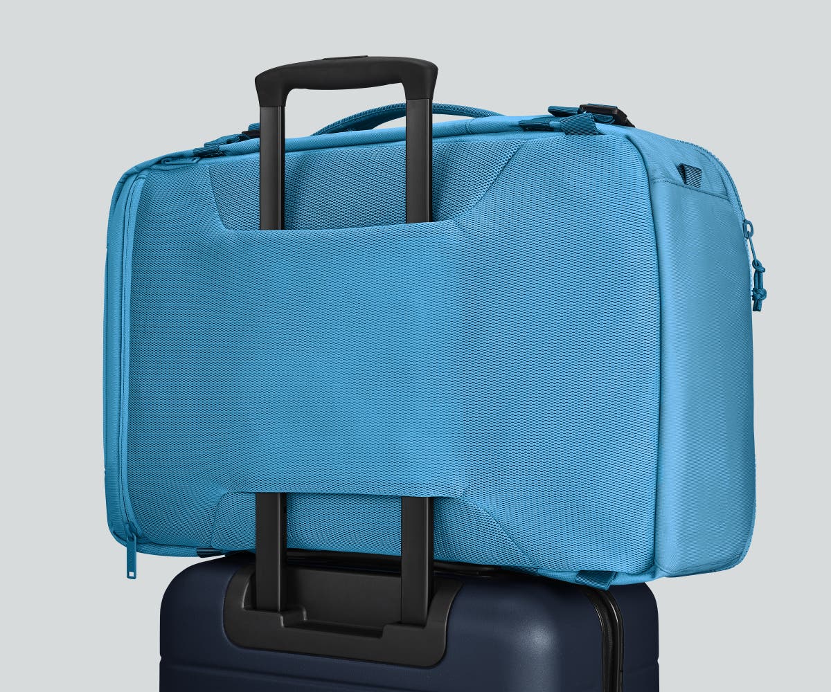 Active Convertible Backpack 45L in Vivid Blue - Image 5