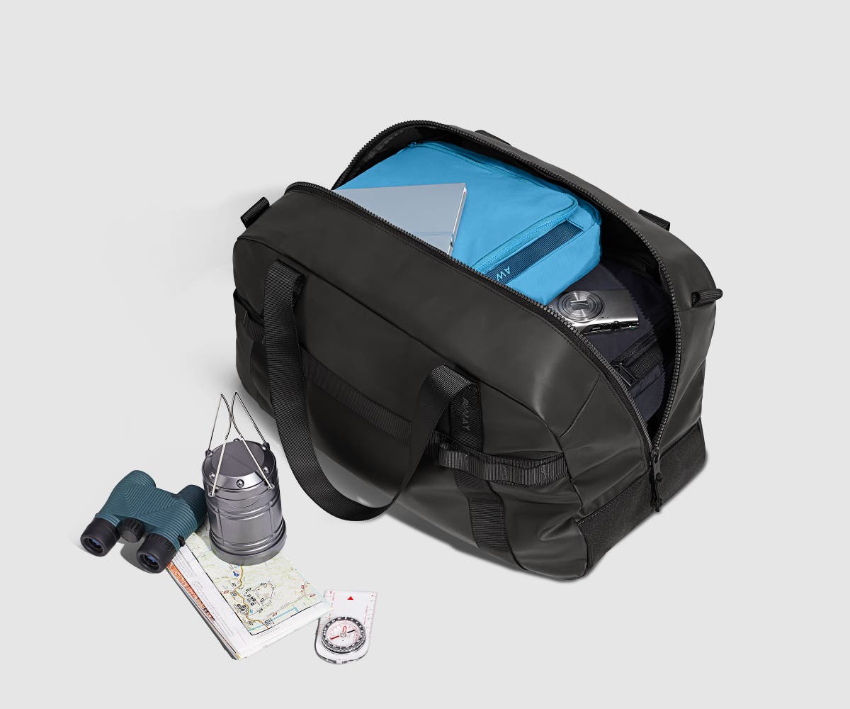 Active Duffle 40L in Jet Black - Image 3