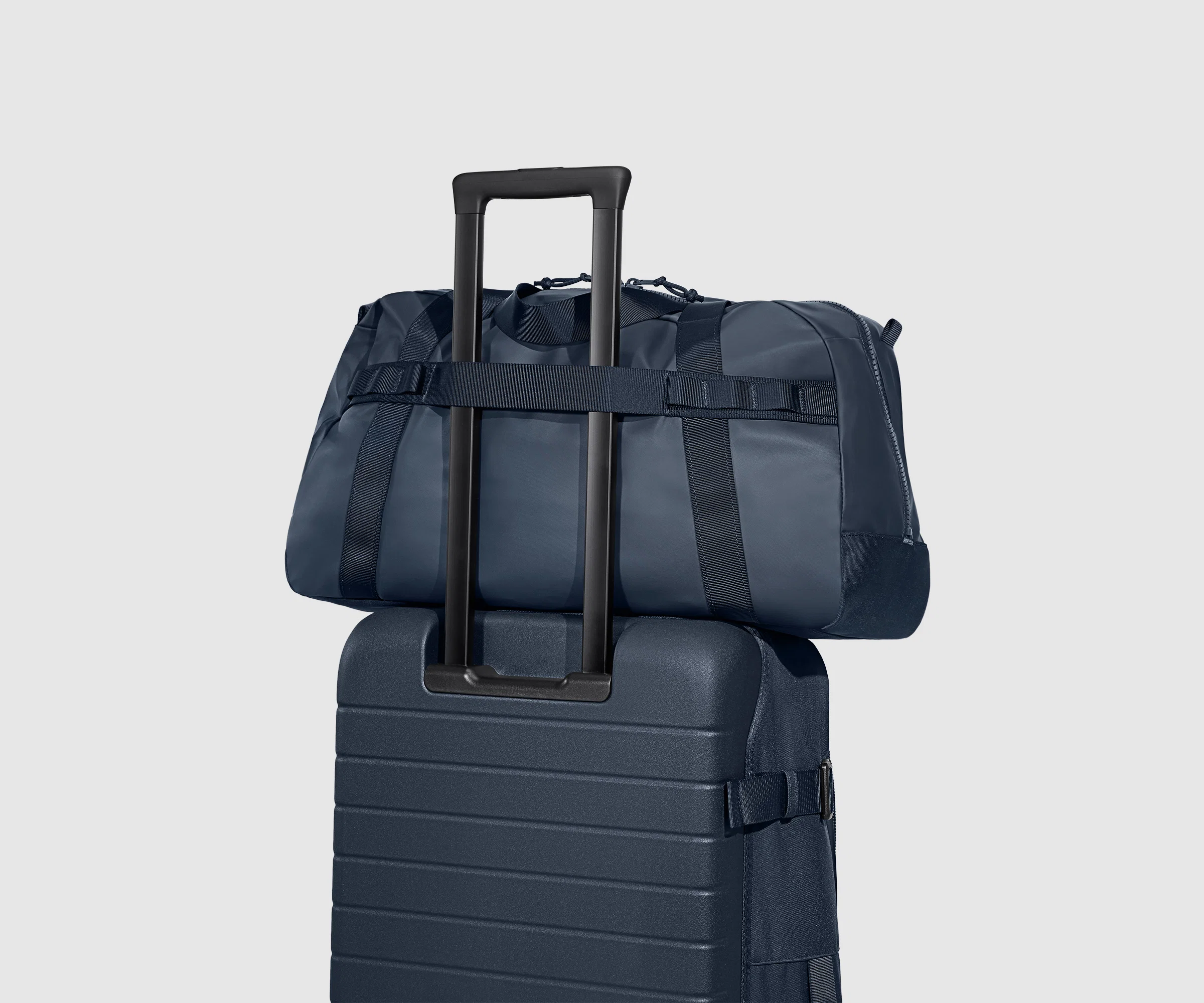 Active Duffle 40L in Navy Blue - Image 6