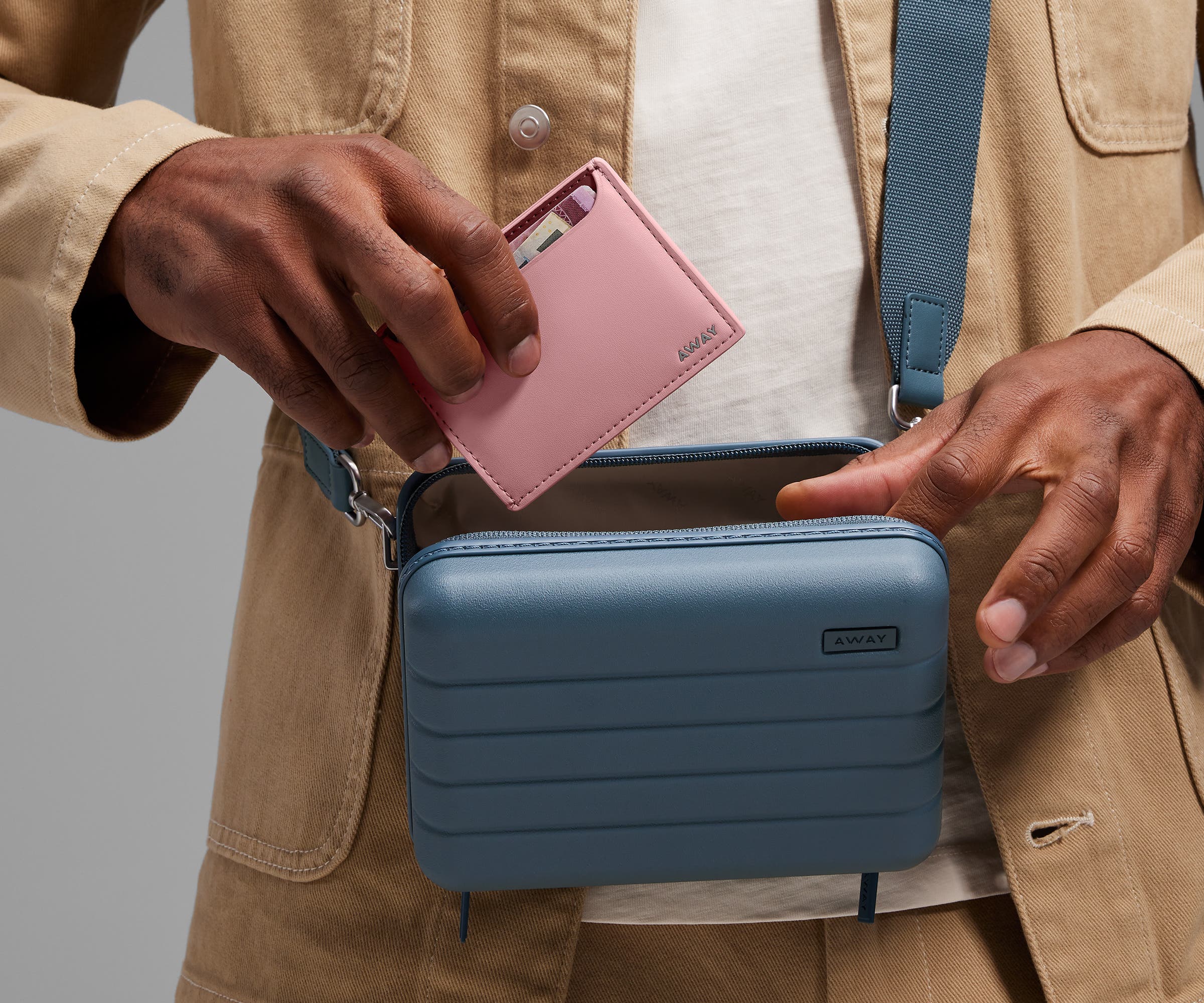 Card Case in Flamingo Pink - Image 3