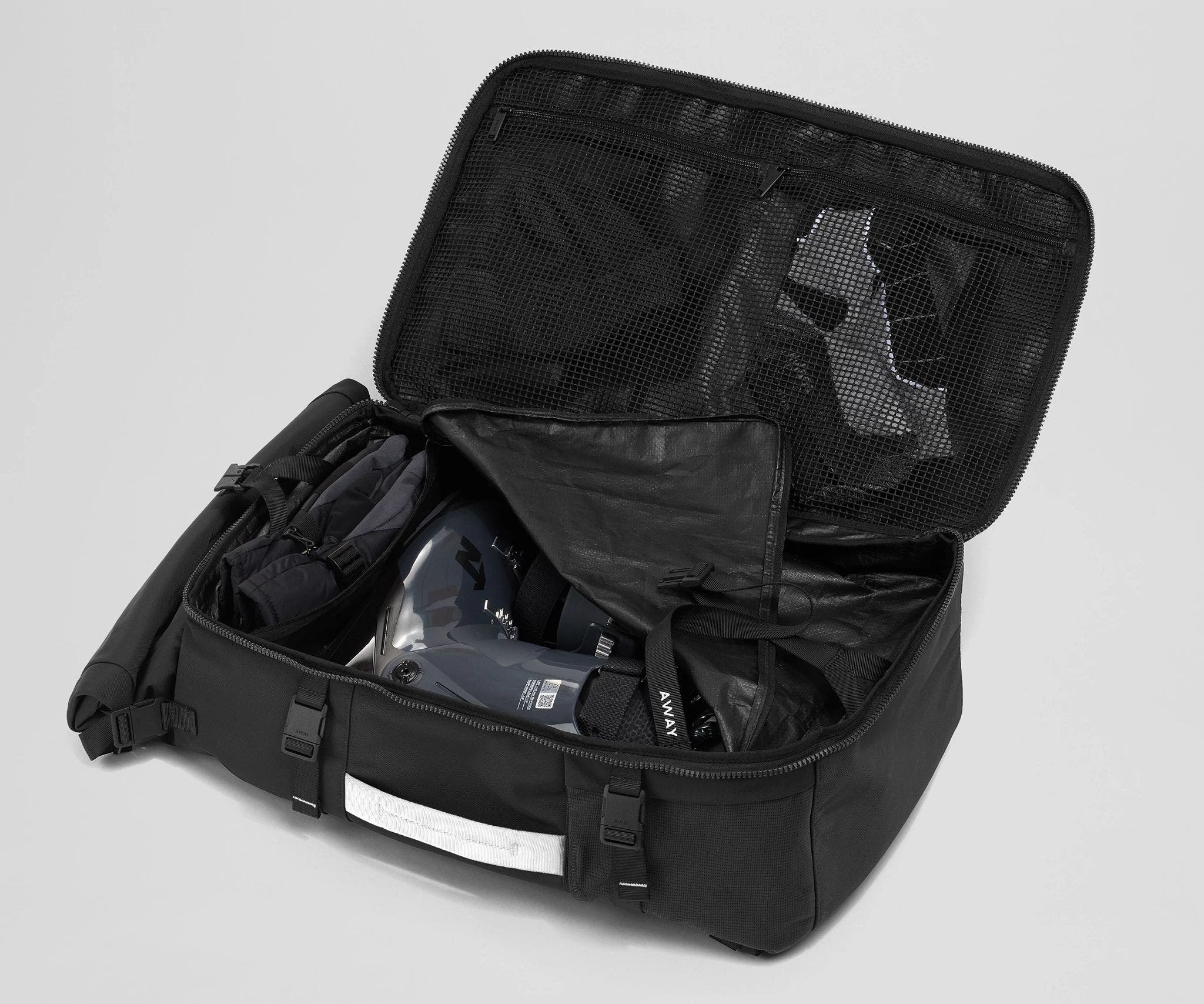 Carry-On Boot Bag 55L in Jet Black - Image 5