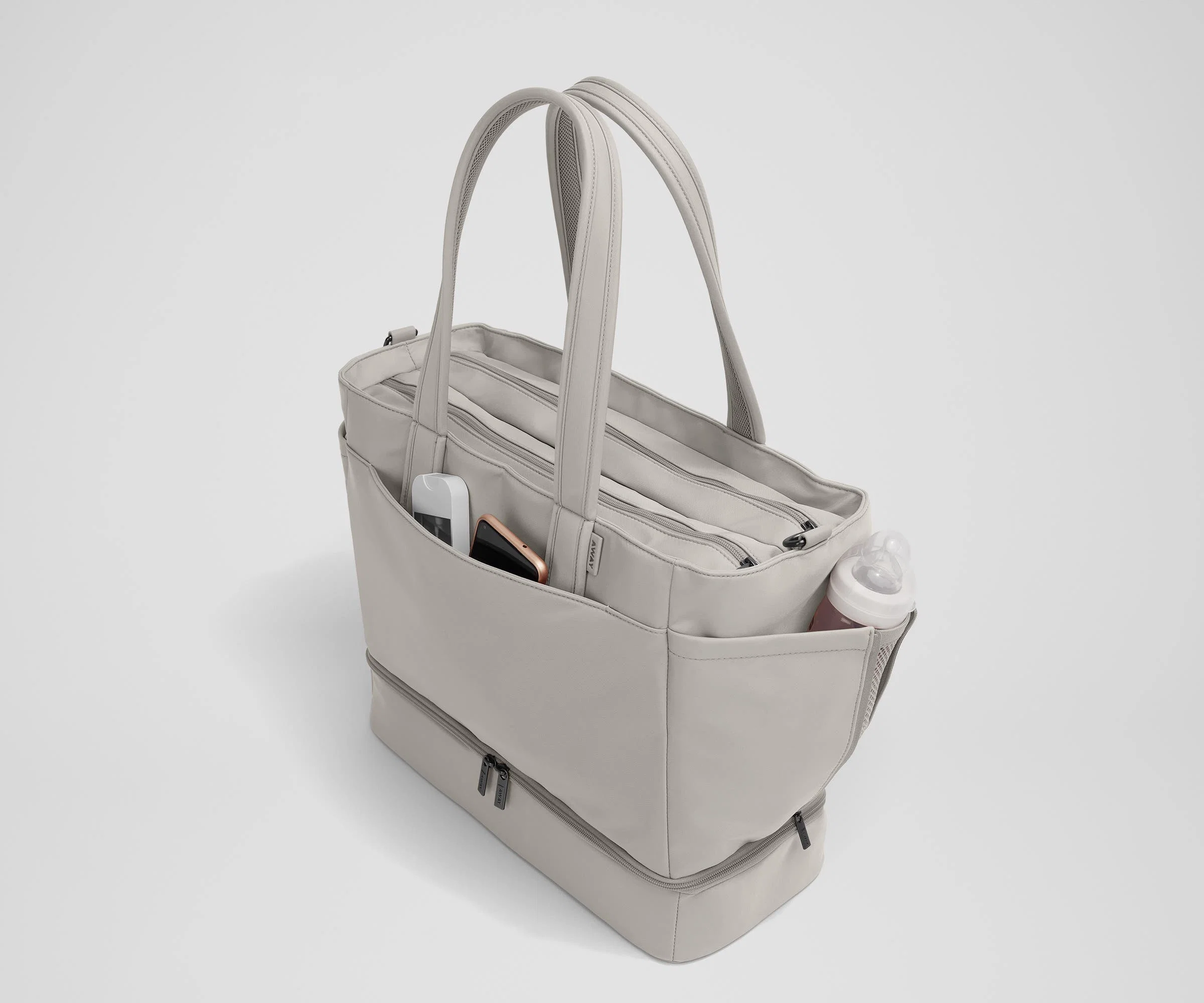 The Double Diaper Tote in Cloud Gray - Image 3