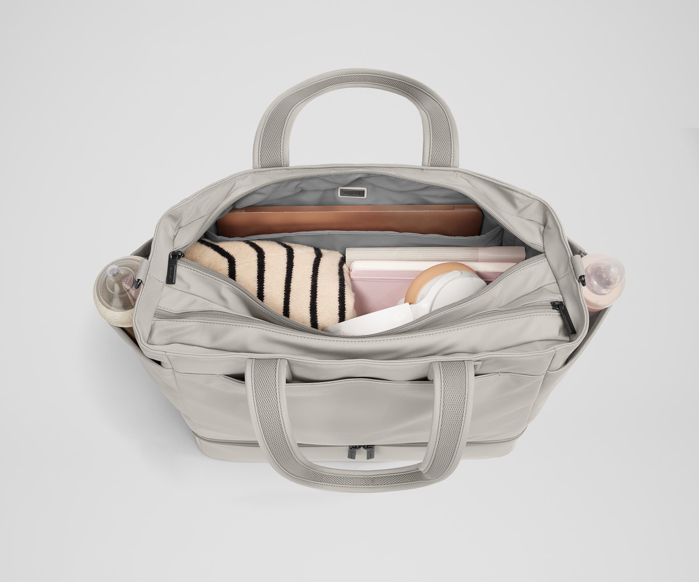 The Double Diaper Tote in Cloud Gray - Image 5
