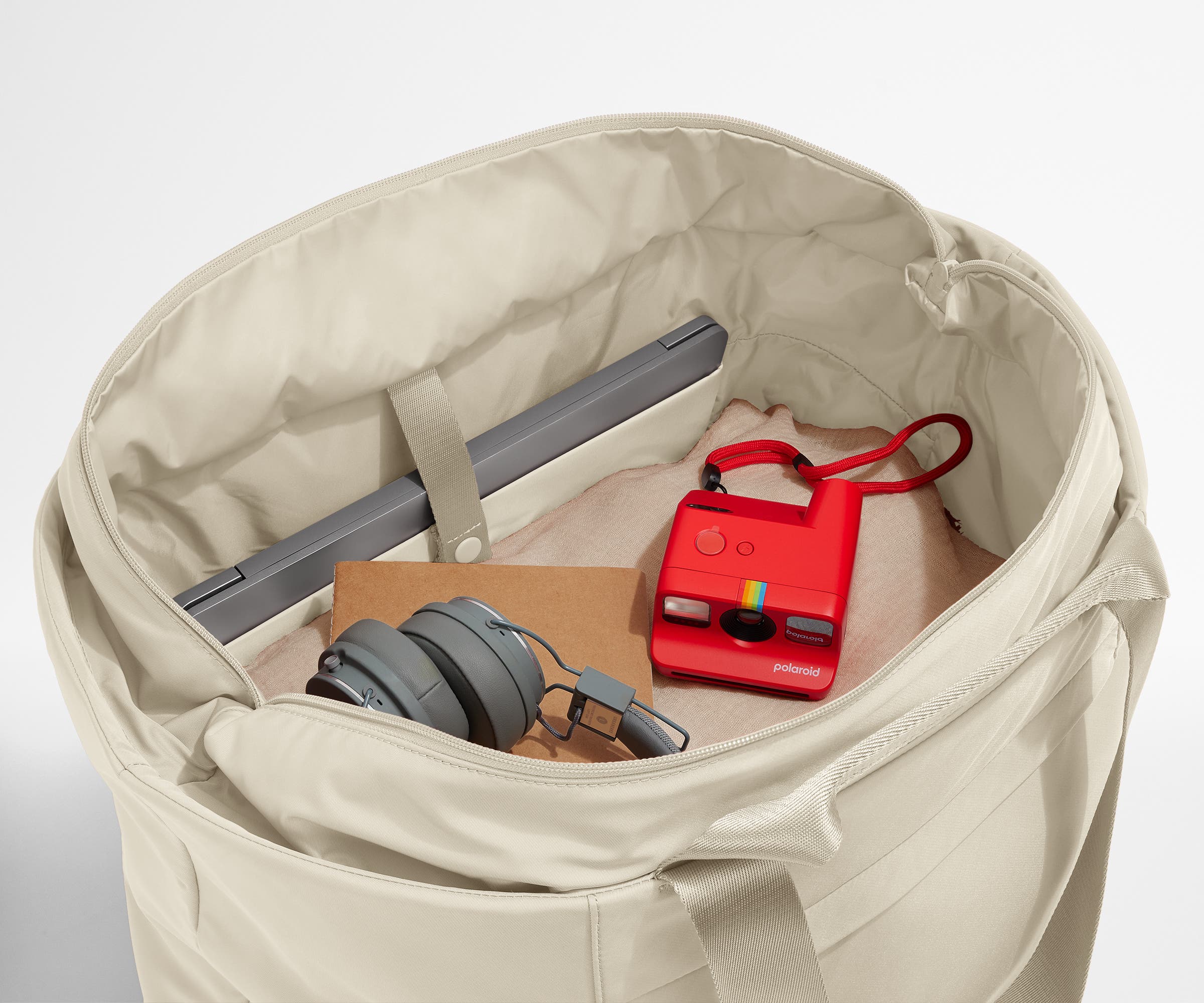 Large Featherlight Tote in Salt White - Image 6