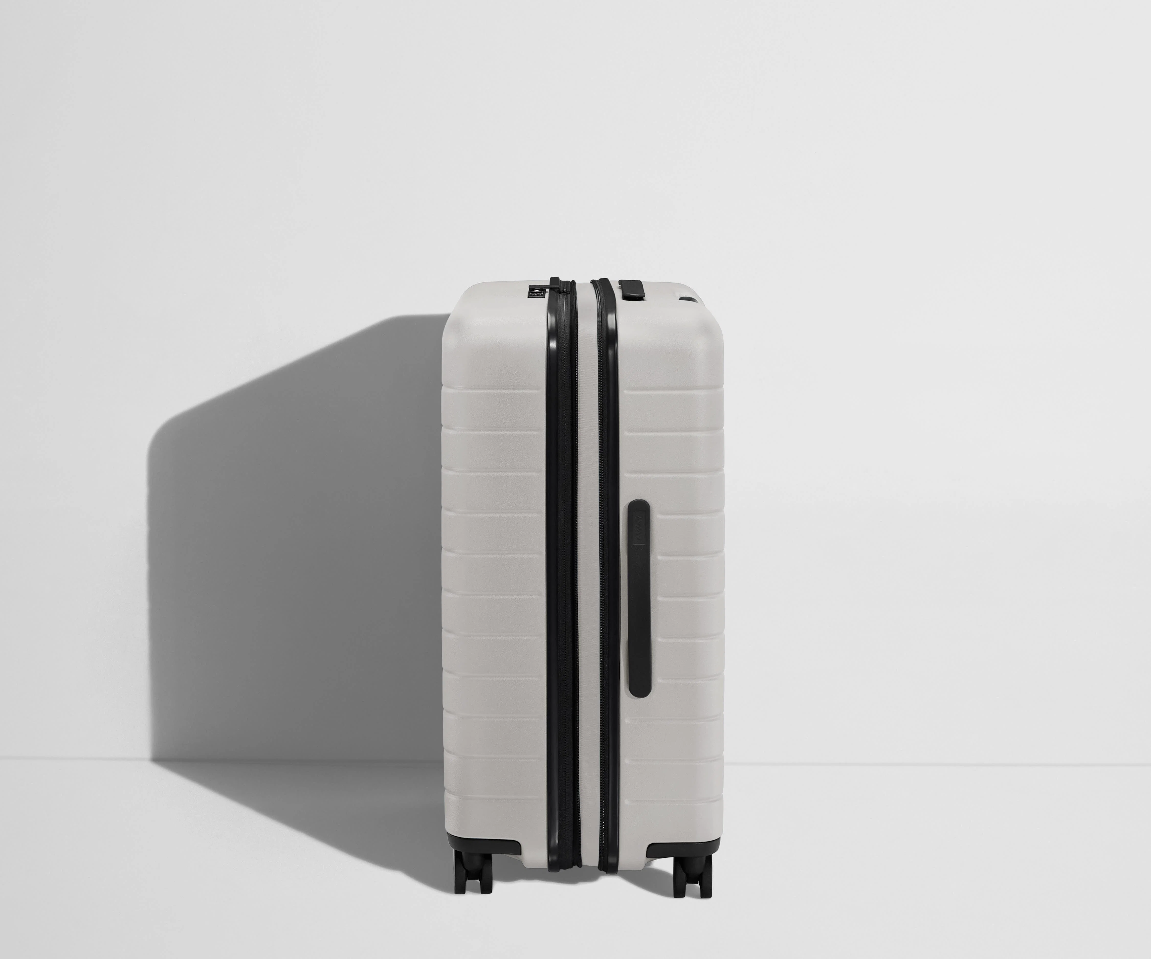 The Medium Flex in Cloud Gray - Image 3