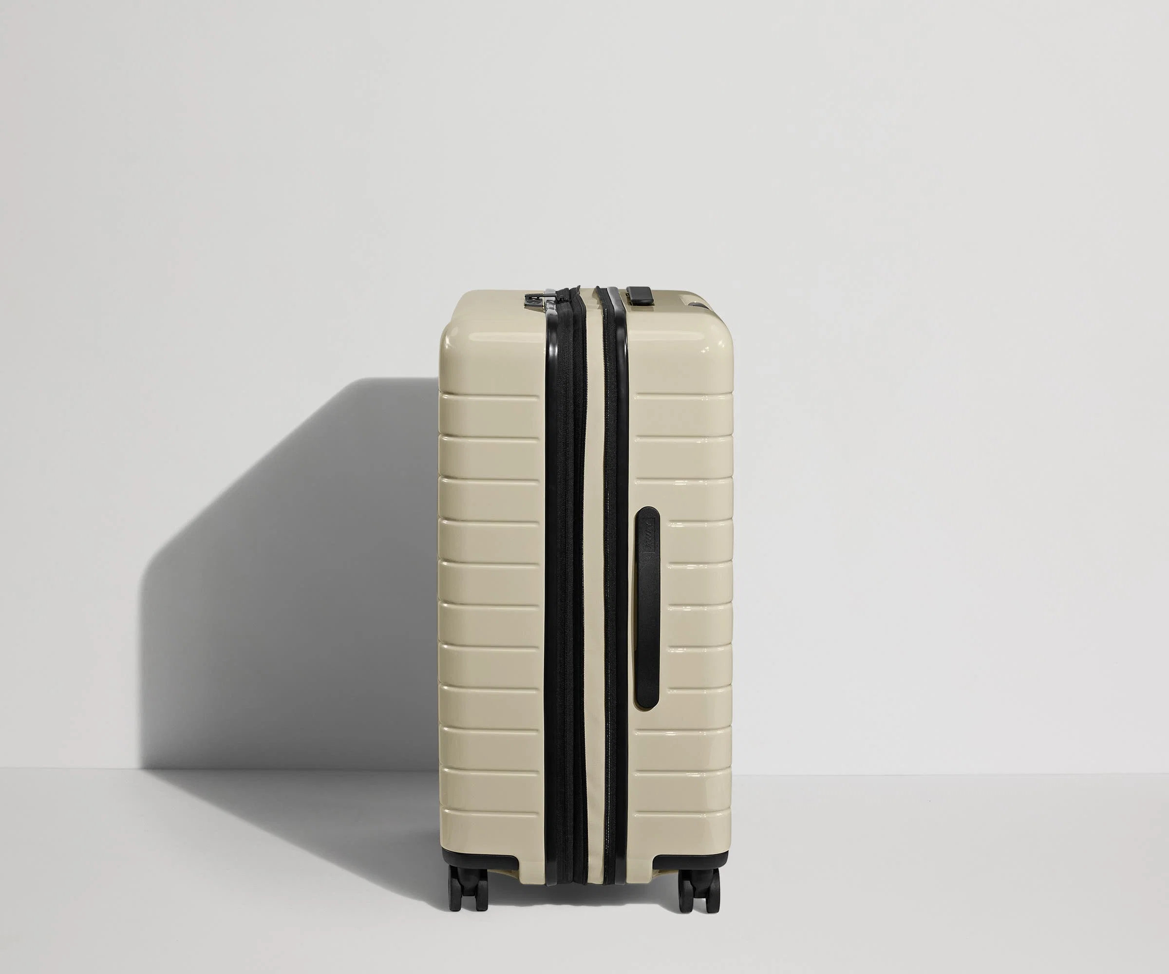 The Medium Flex in Salt White (Gloss) - Image 3