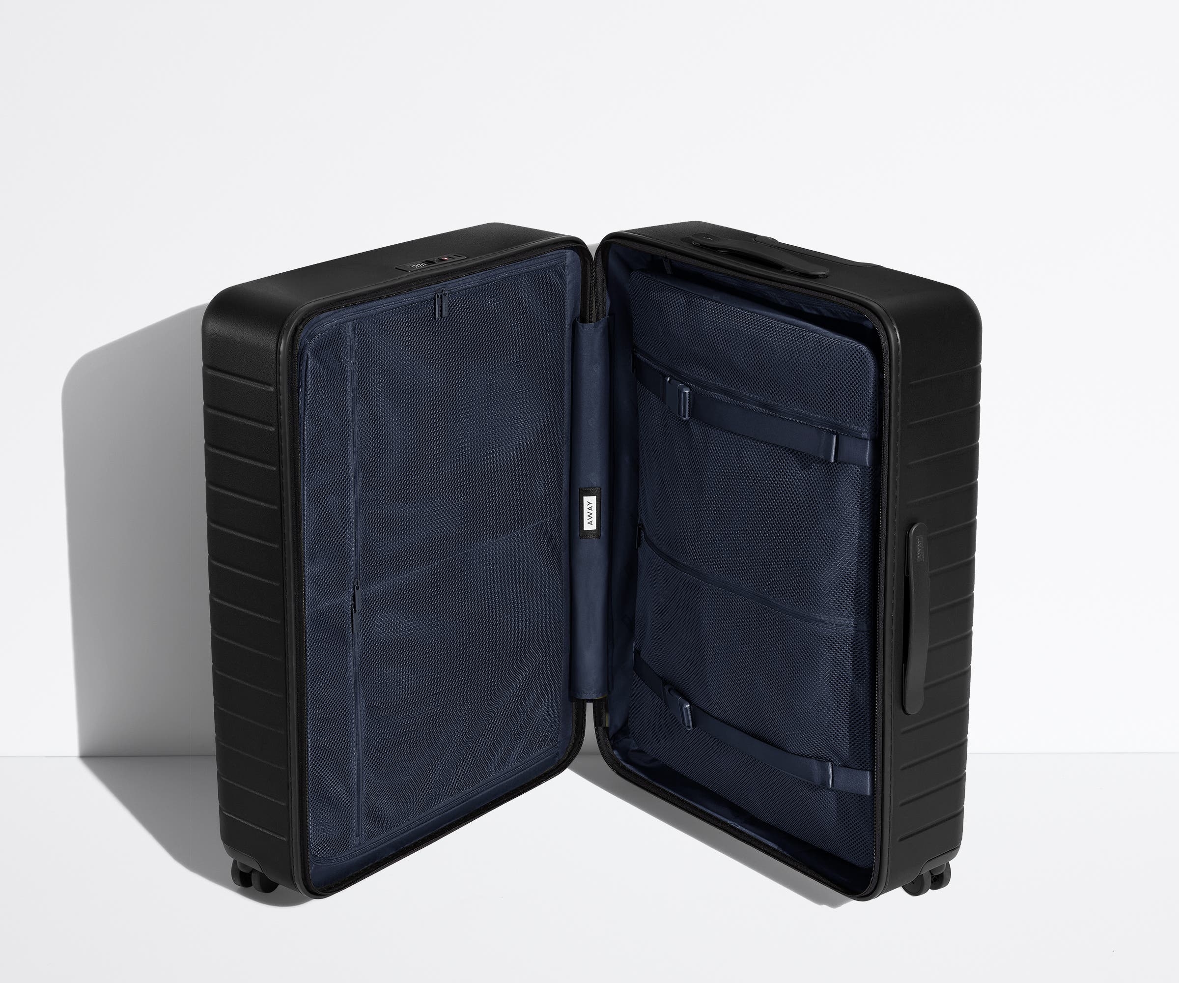 The Medium in Jet Black - Image 9